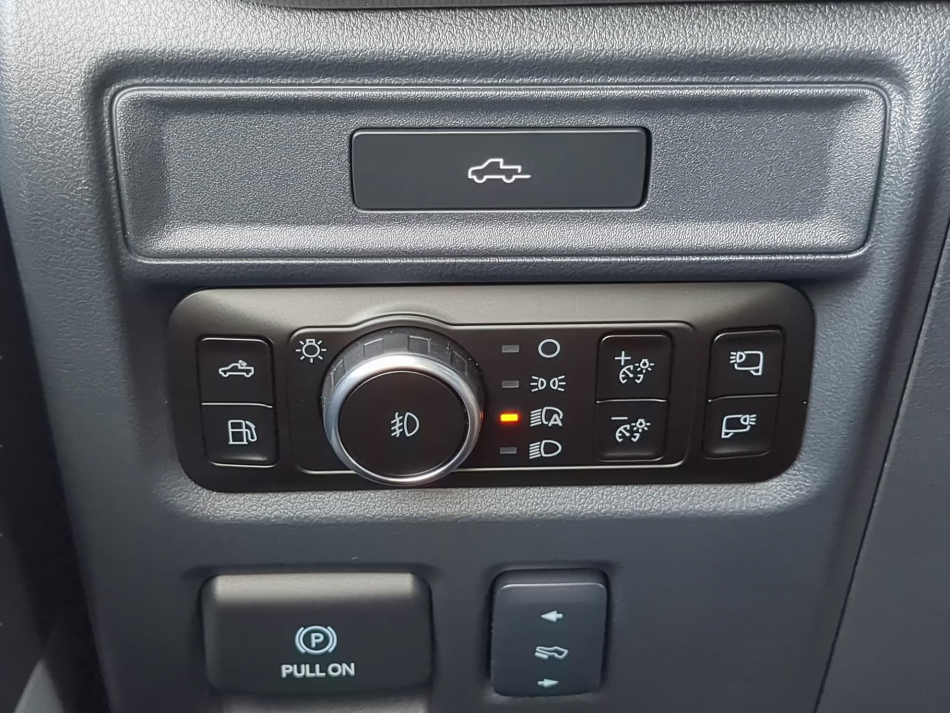 2026 Avalanche Ford F-150 Platinum Crew Cab Pickup 4X4 Truck