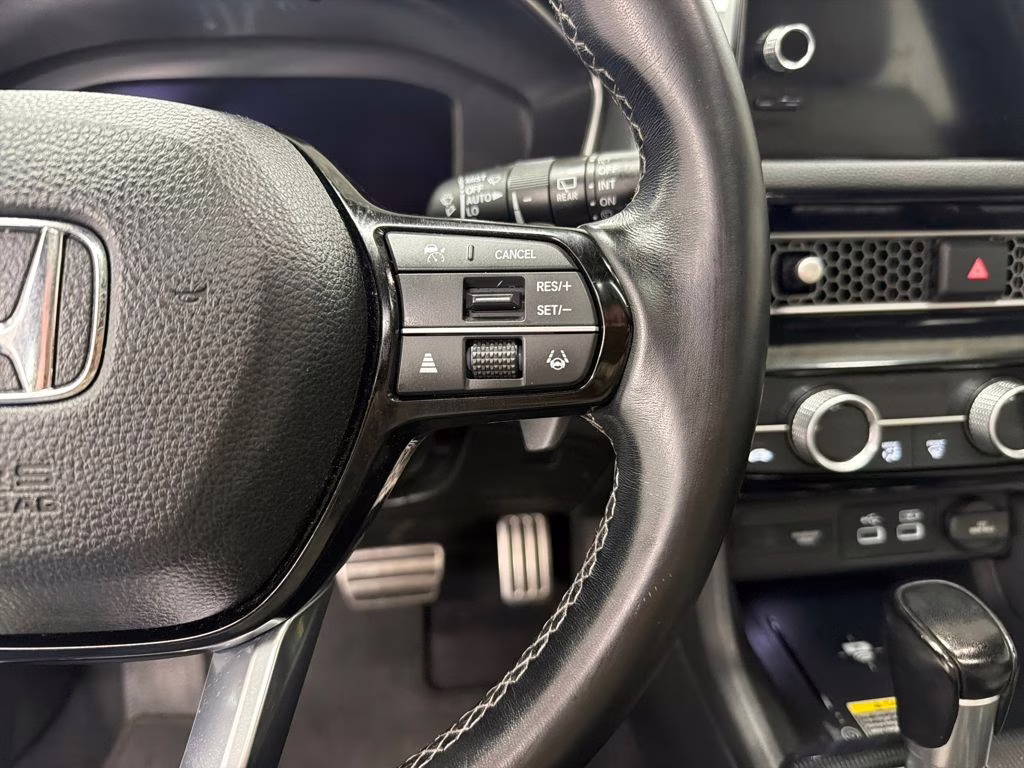 2022 Platinum White Pearl Honda Civic Sport Touring FWD Hatchback