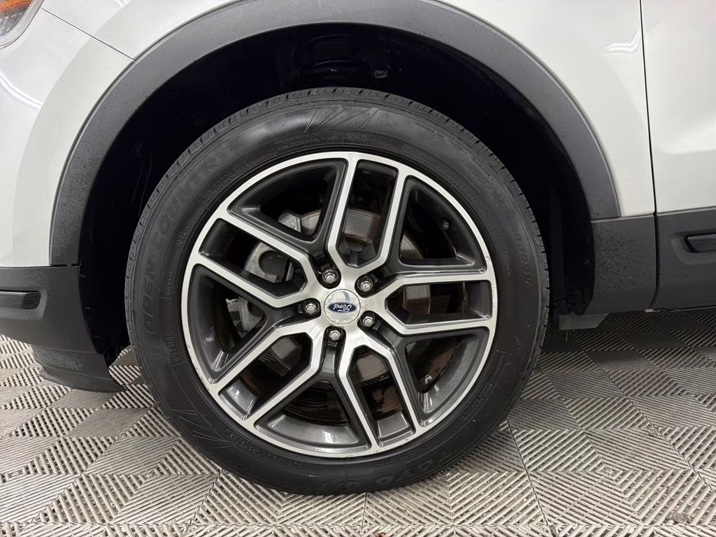 2019 Ingot Silver Ford Explorer Sport 4X4 SUV