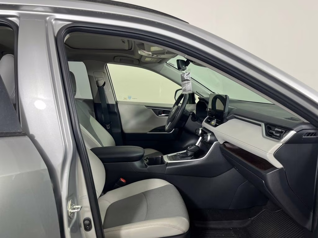 2023 Silver Sky Metallic Toyota RAV4 Limited AWD SUV