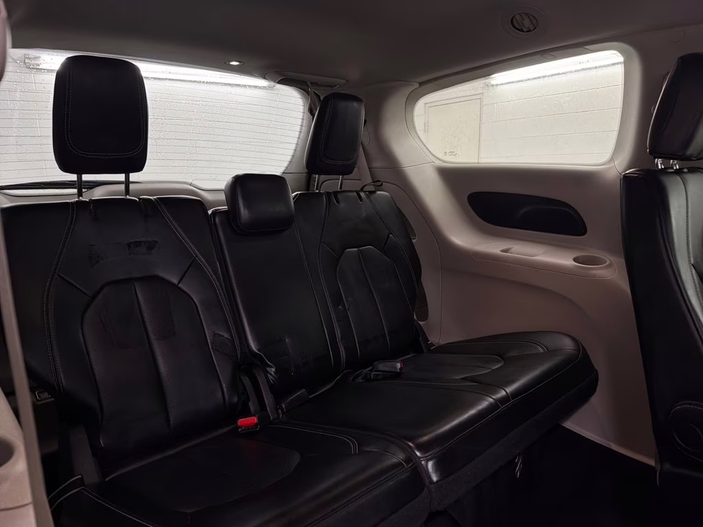 2023 Bright White Clearcoat Chrysler Pacifica Touring L FWD Van