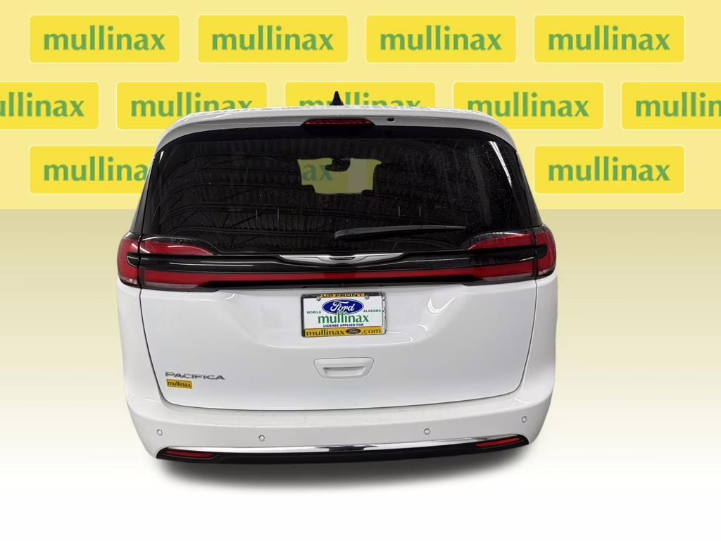 2023 Bright White Clearcoat Chrysler Pacifica Touring L FWD Van