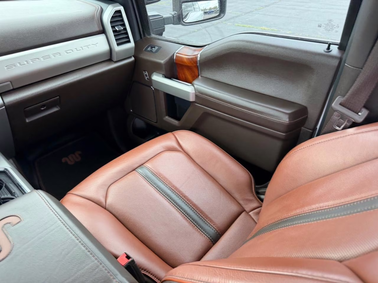 2022 Oxford White Ford Super Duty F-350 SRW King Ranch 4X4 Truck