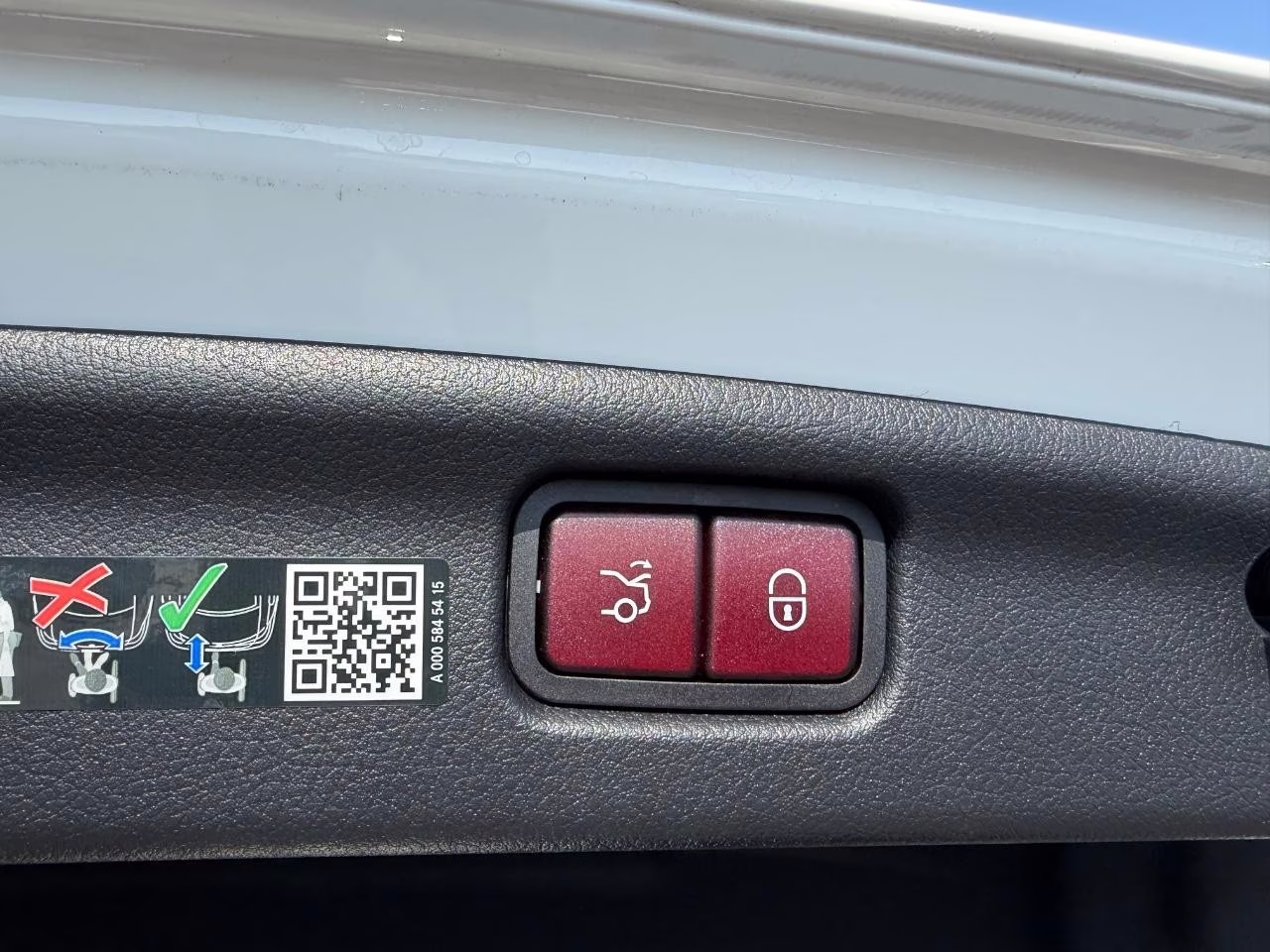 2025 Polar White Mercedes-Benz C-Class C 300 4MATIC AWD Sedan