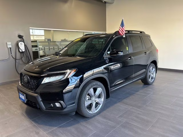 2019 Black Honda Passport Touring FWD SUV