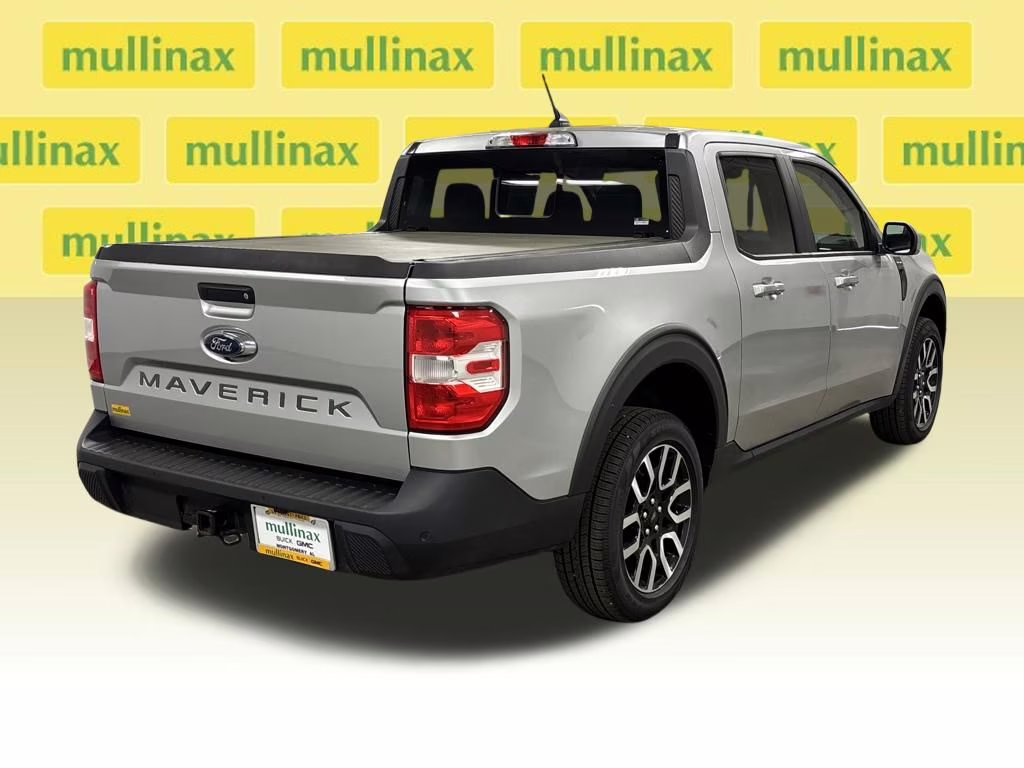 2022 Silver Metallic Ford Maverick Lariat FWD Truck