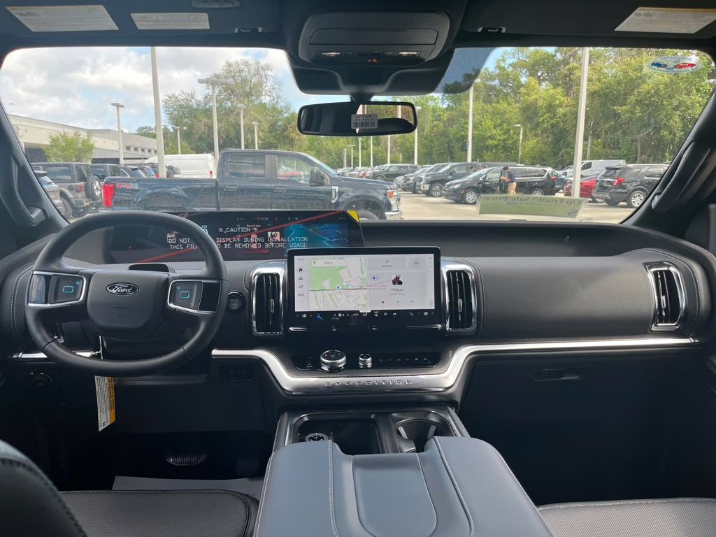 2026 White Ford Expedition Platinum 4X4 SUV