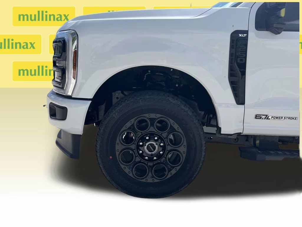 2026 Oxford White Ford Super Duty F-250 SRW XLT 4X4 Truck
