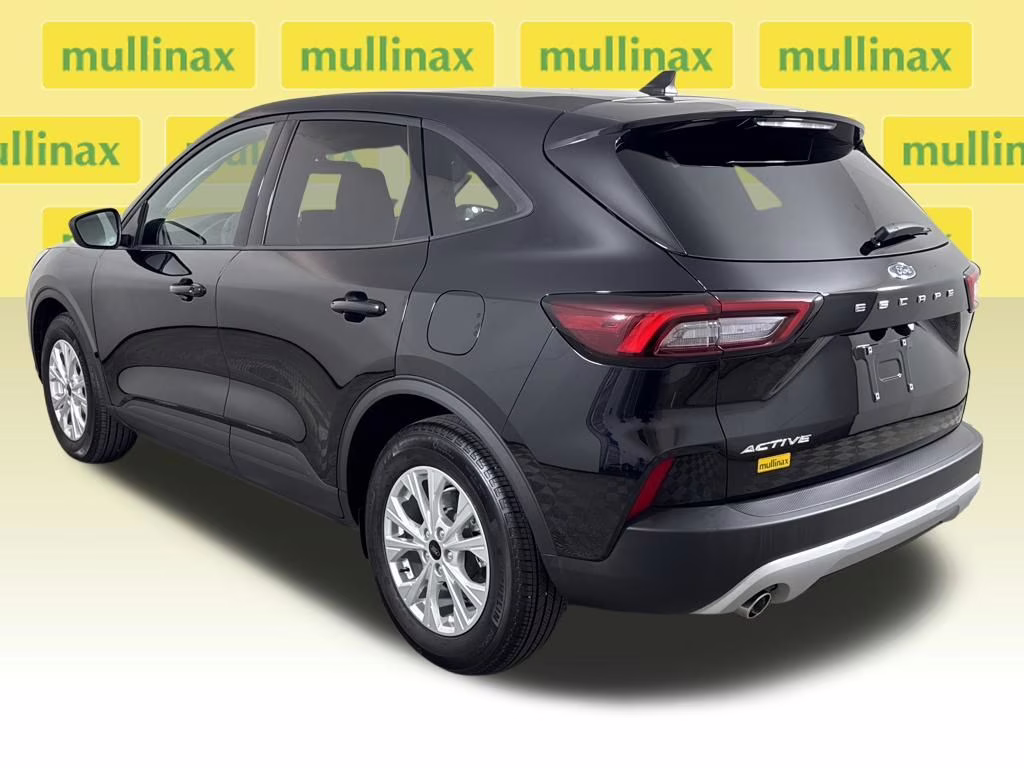 2025 Agate Black Metallic Ford Escape Active FWD SUV