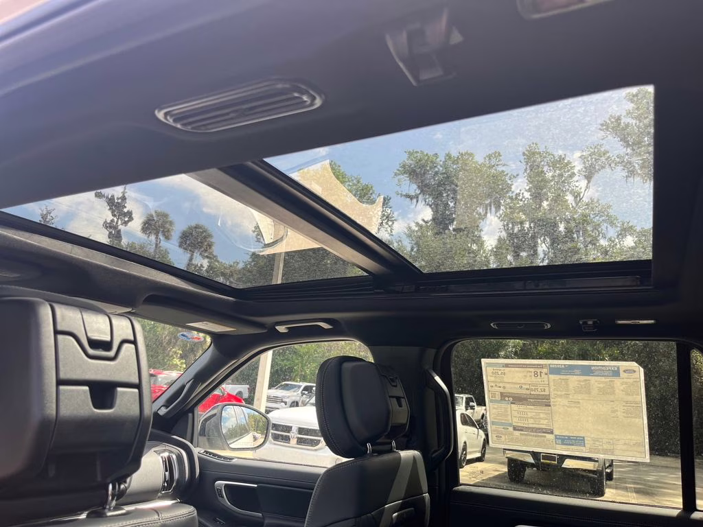 2026 White Ford Expedition Platinum 4X4 SUV