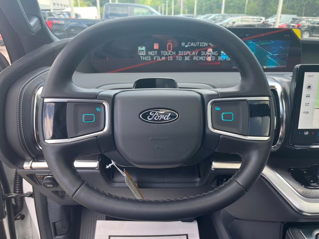 2026 White Ford Expedition Platinum 4X4 SUV