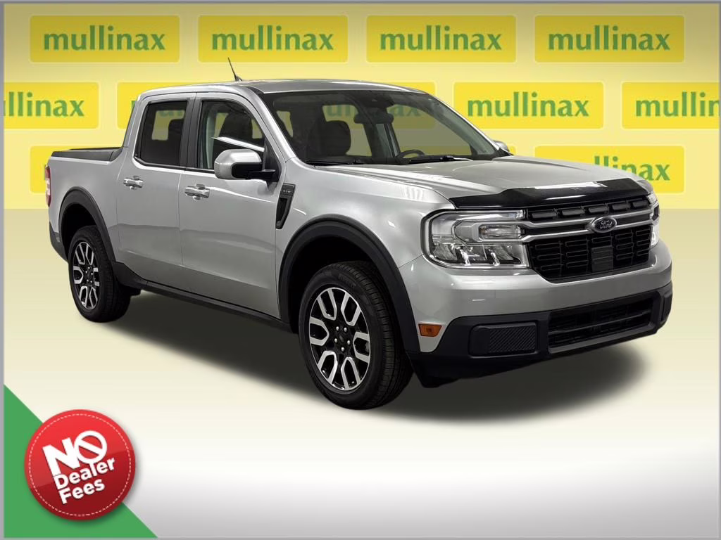 2022 Silver Metallic Ford Maverick Lariat FWD Truck