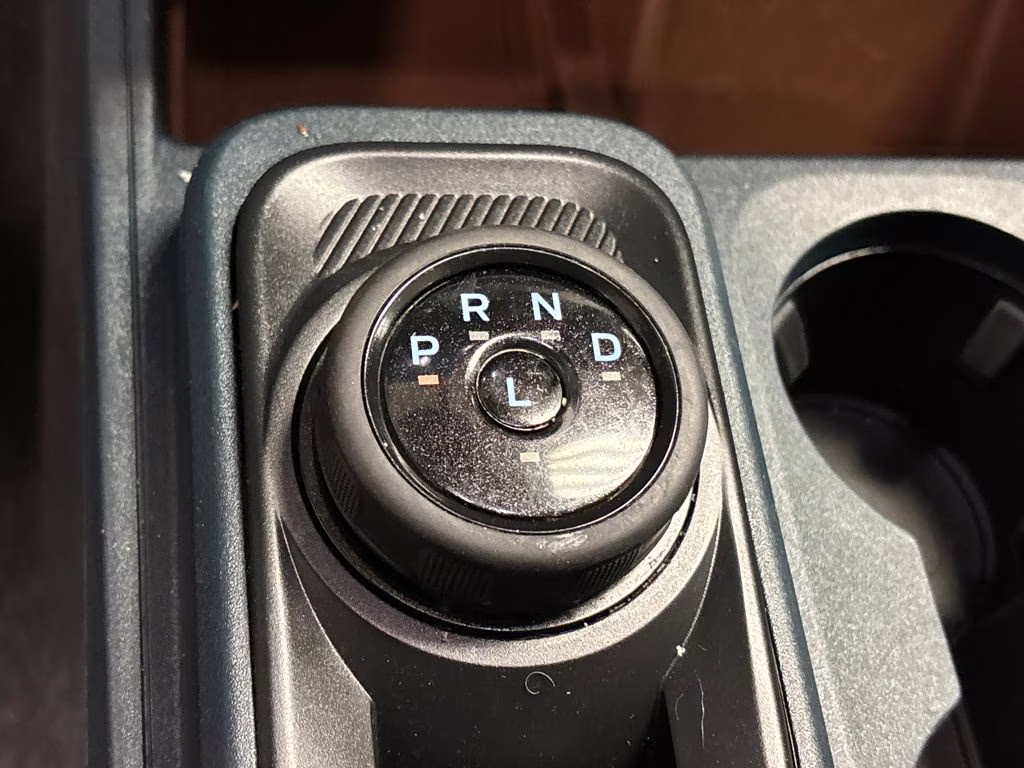 2022 Silver Metallic Ford Maverick Lariat FWD Truck