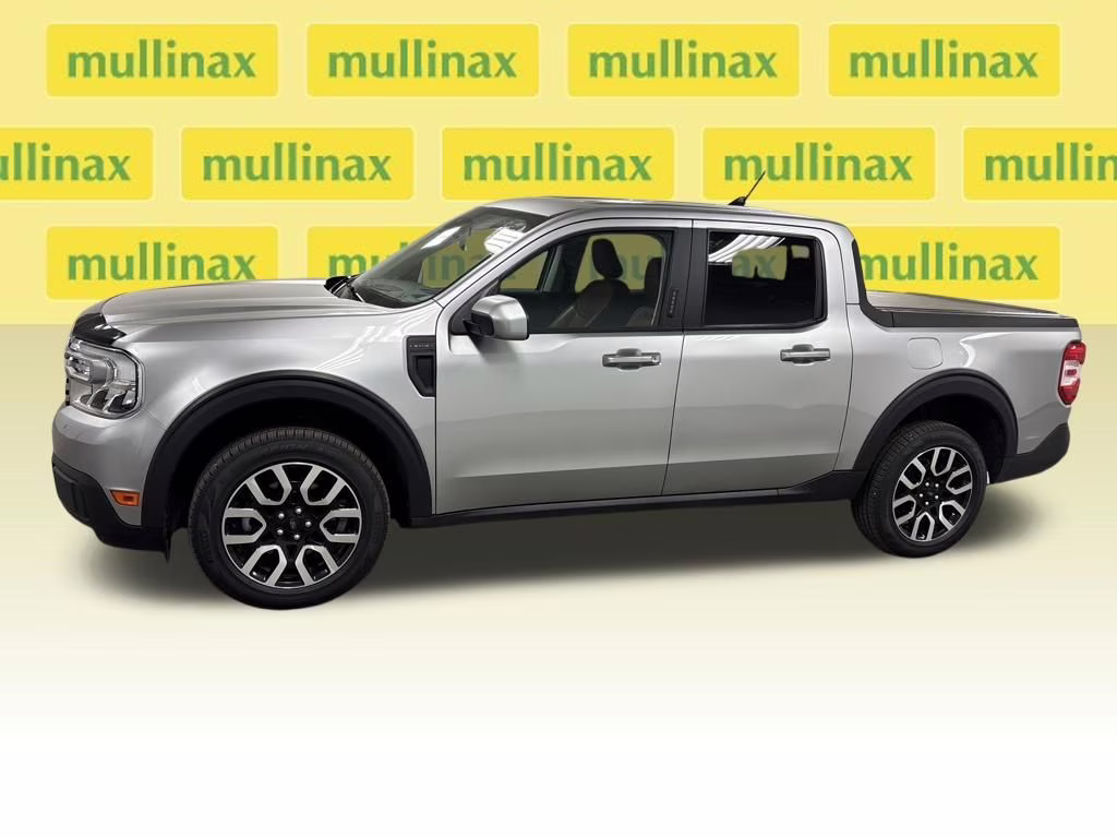 2022 Silver Metallic Ford Maverick Lariat FWD Truck