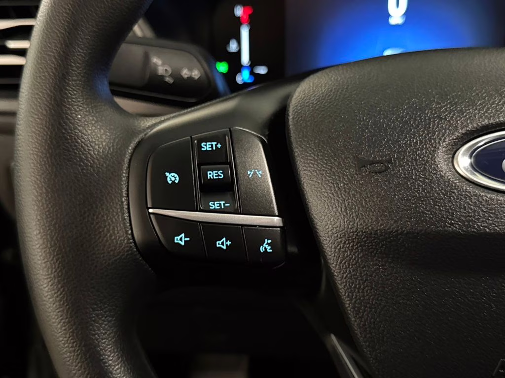 2025 Agate Black Metallic Ford Escape Active FWD SUV