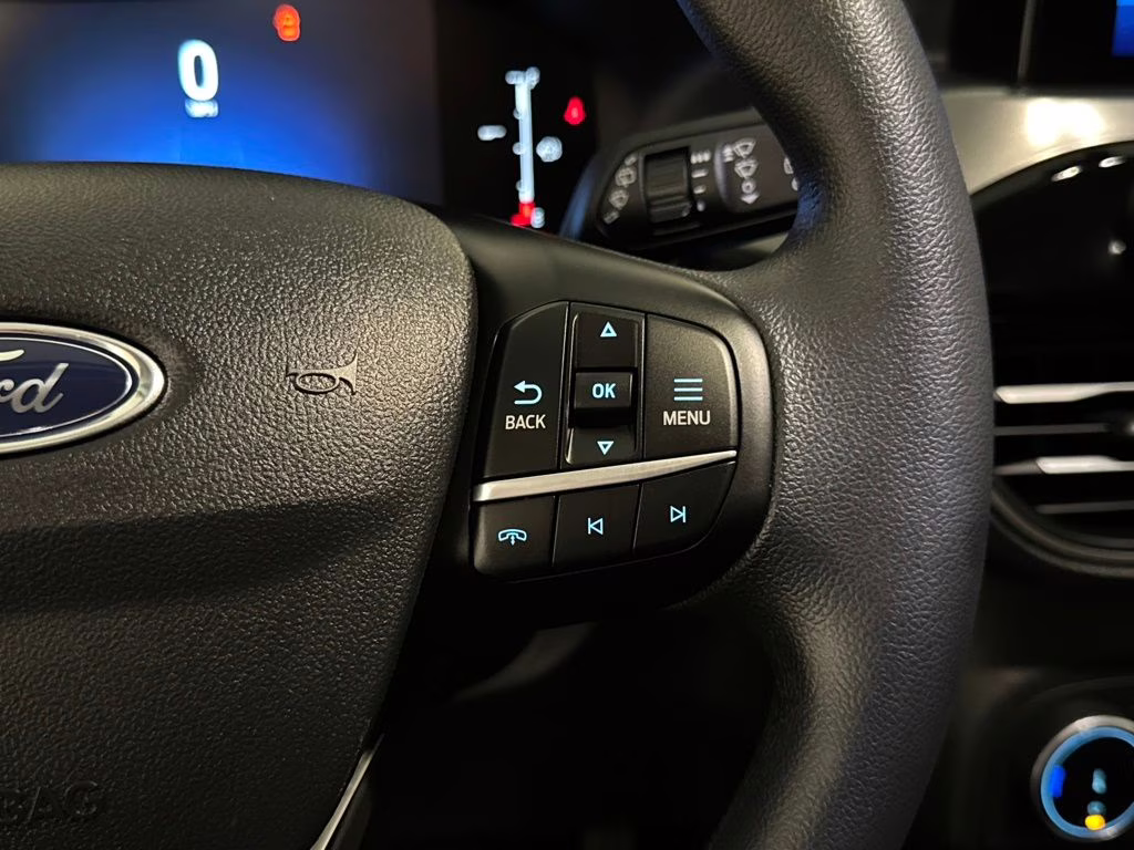 2025 Agate Black Metallic Ford Escape Active FWD SUV