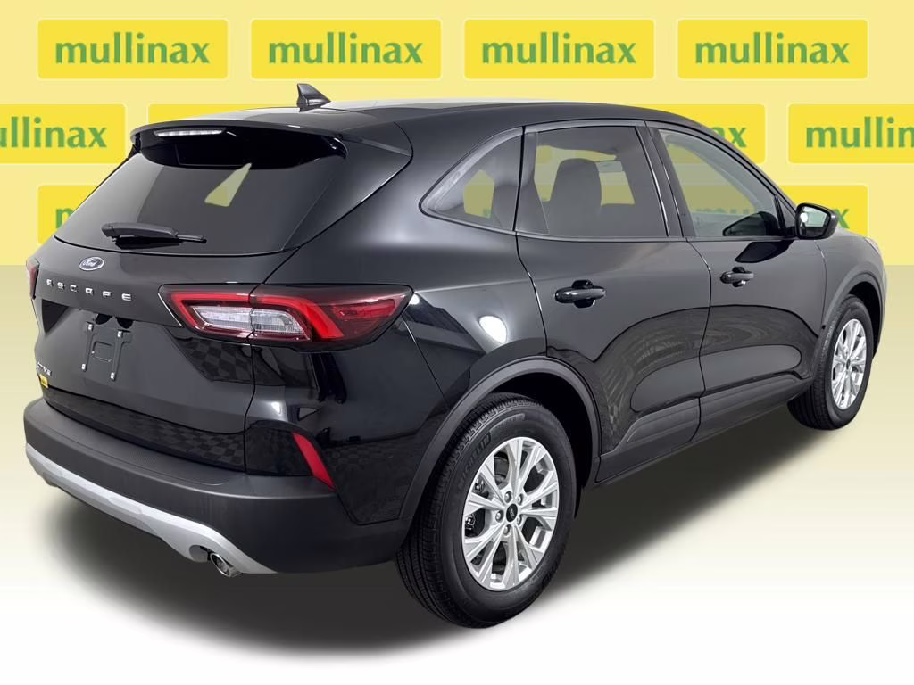 2025 Agate Black Metallic Ford Escape Active FWD SUV