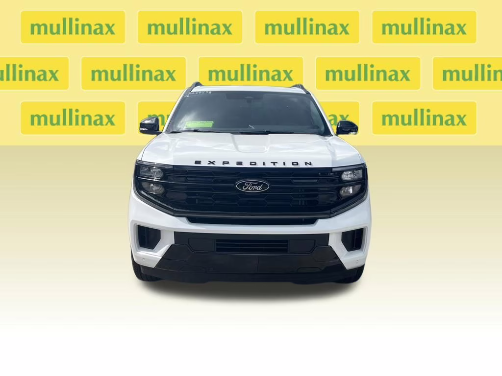 2026 White Ford Expedition Platinum 4X4 SUV