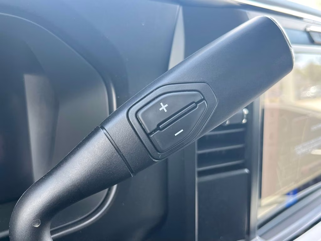 2026 Oxford White Ford Super Duty F-250 SRW XLT 4X4 Truck