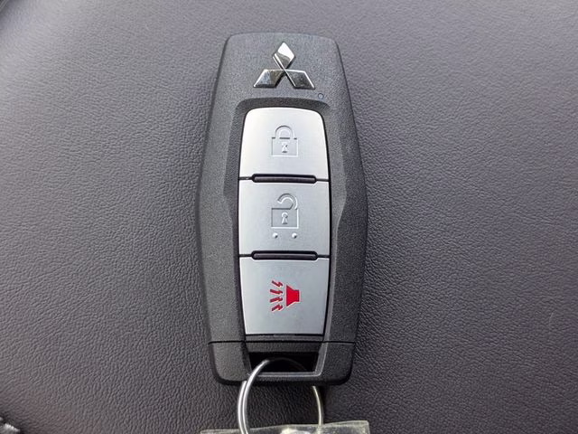 2026 Black Diamond Mitsubishi Outlander ES FWD SUV