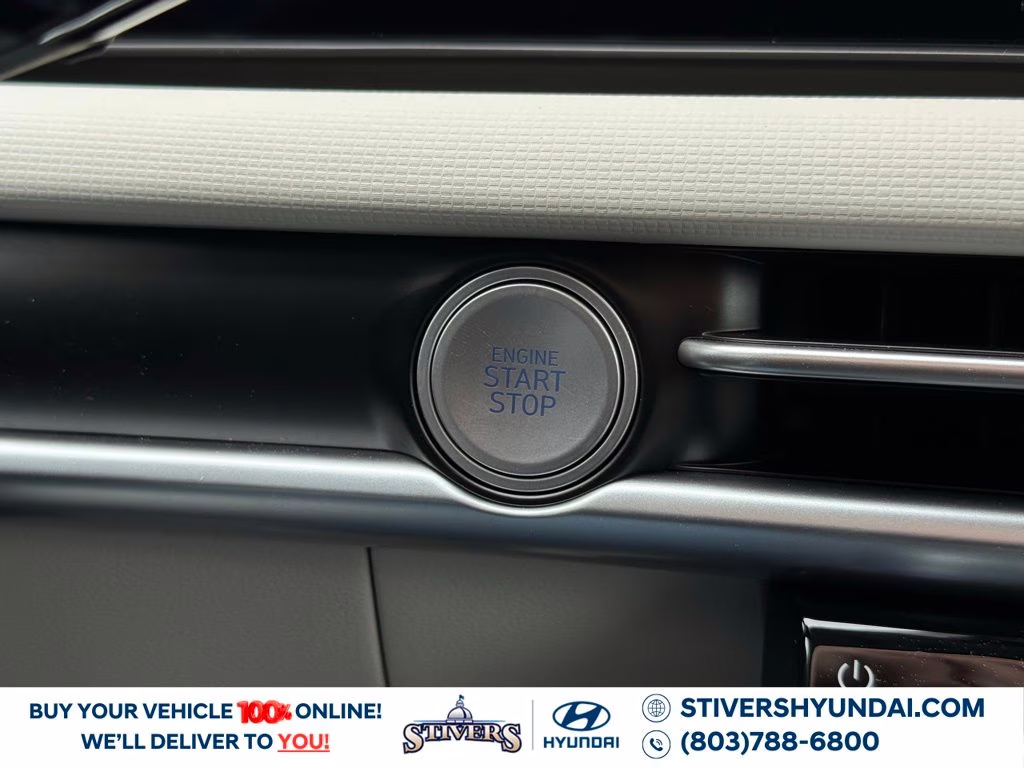 2026 White Pearl Hyundai Tucson SEL FWD SUV