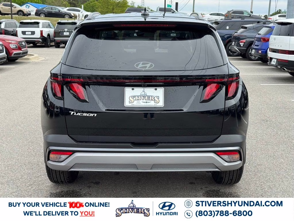 2026 Phantom Black Hyundai Tucson SEL FWD SUV