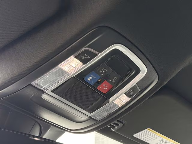 2024 Diamond Black Crystal Pearlcoat Ram 1500 Laramie RWD Truck