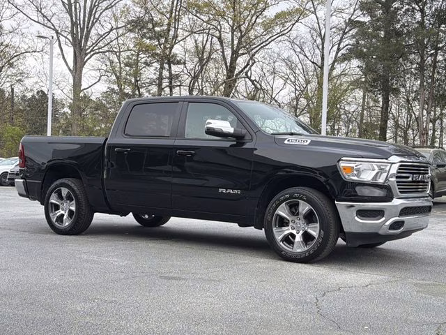 2024 Diamond Black Crystal Pearlcoat Ram 1500 Laramie RWD Truck