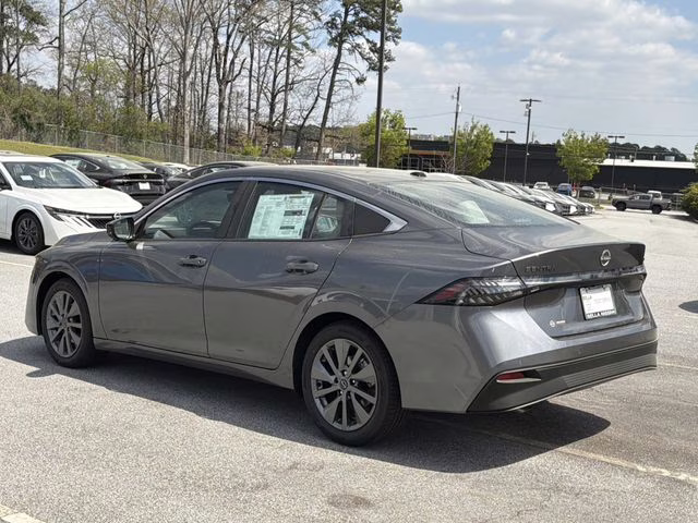 2026 Gun Metallic Nissan Sentra SL FWD Sedan
