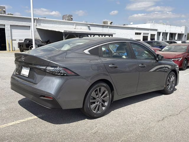 2026 Gun Metallic Nissan Sentra SL FWD Sedan