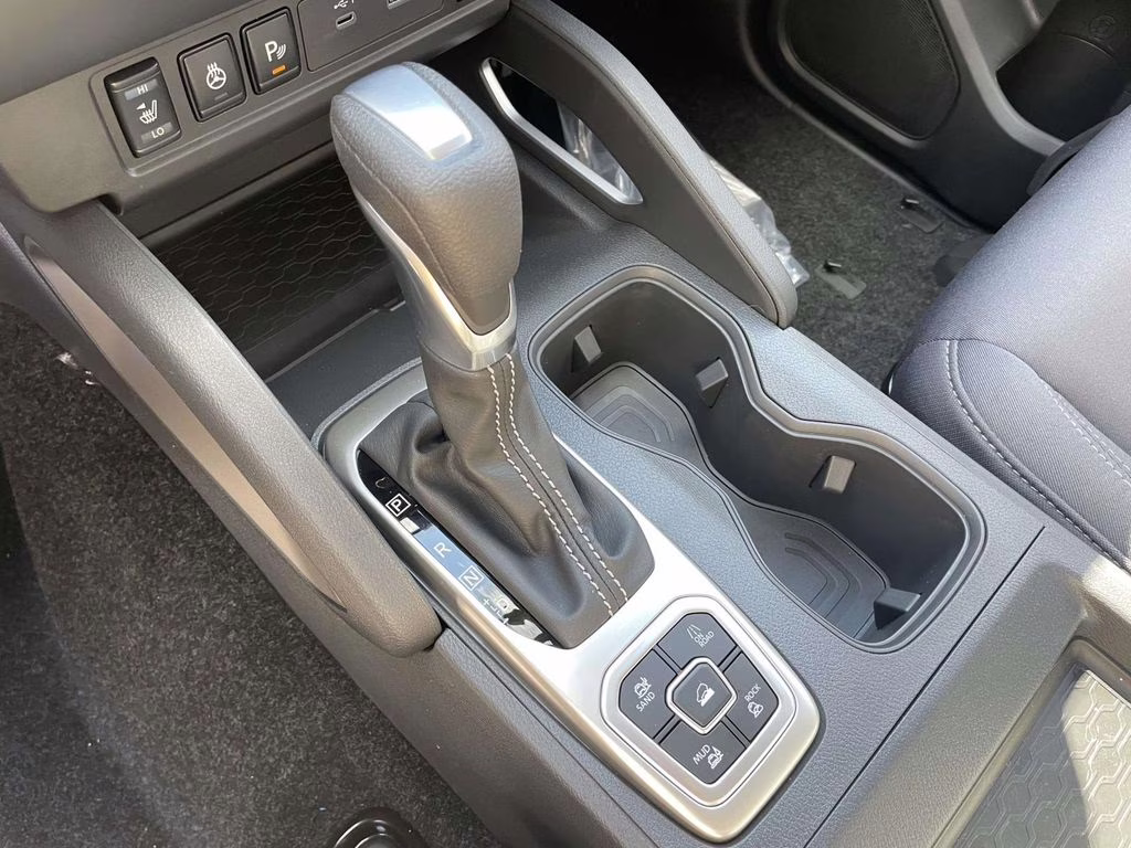 2026 Gun Metallic Nissan Frontier SV 4X4 Truck