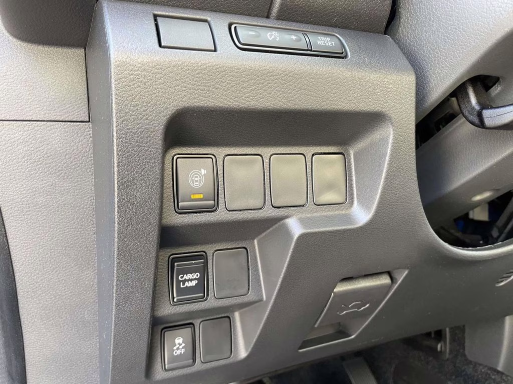 2026 Gun Metallic Nissan Frontier SV 4X4 Truck