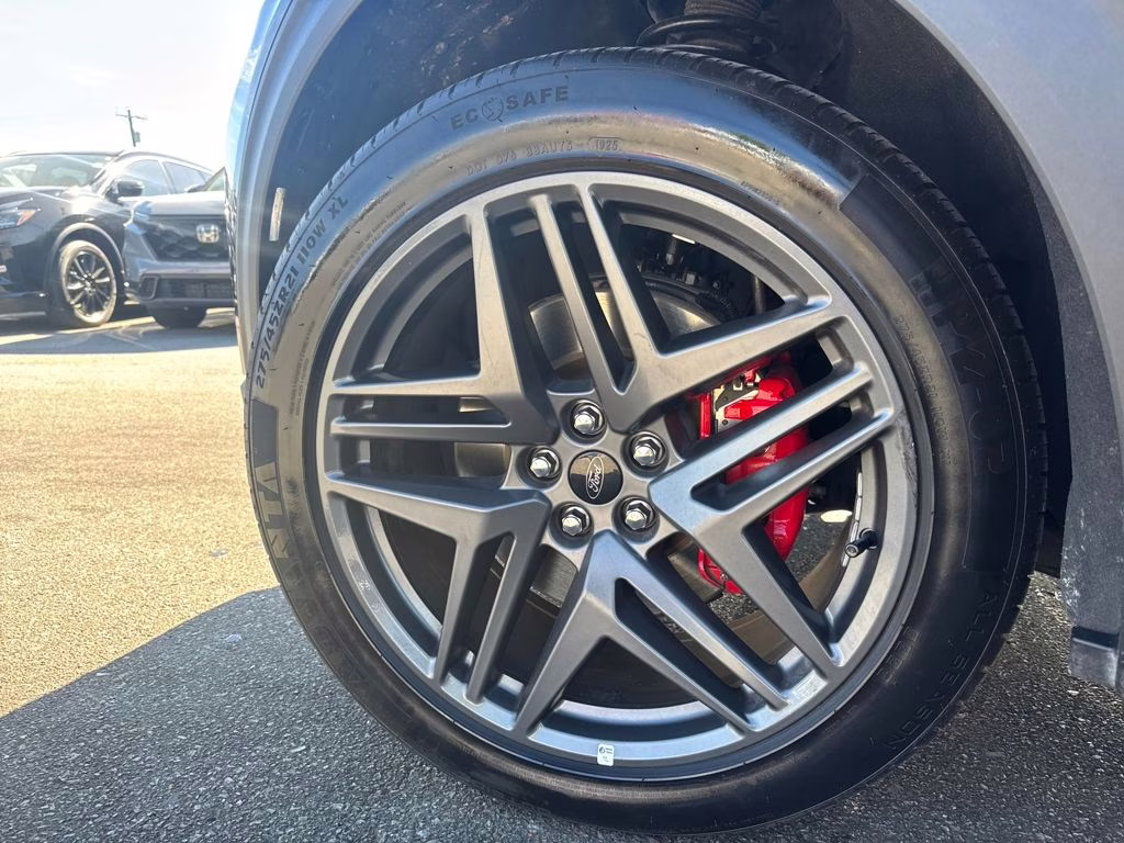 2025 Black Metallic Ford Explorer ST-Line 4X4 SUV