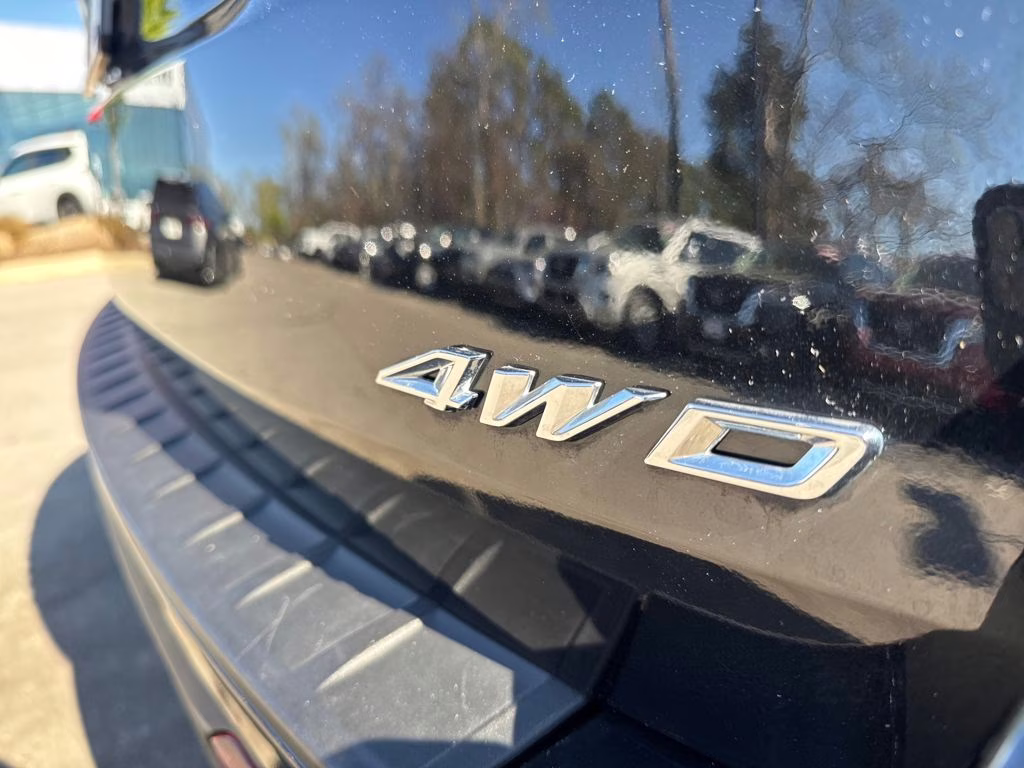 2025 Black Metallic Ford Explorer ST-Line 4X4 SUV