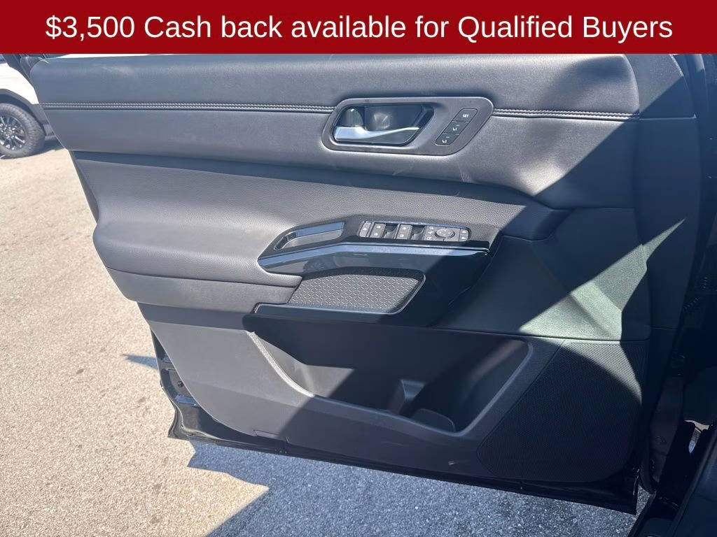 2026 Super Black Nissan Pathfinder Platinum 4X4 SUV