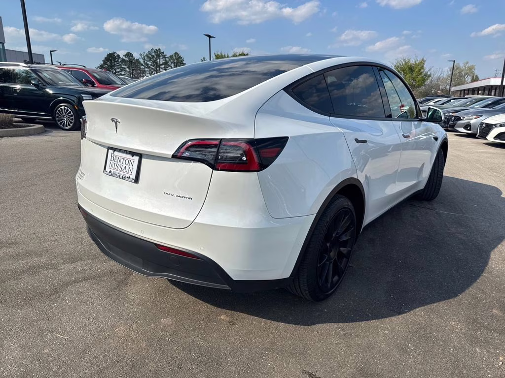 2021 Pearl White Multi-Coat Tesla Model Y Long Range AWD SUV