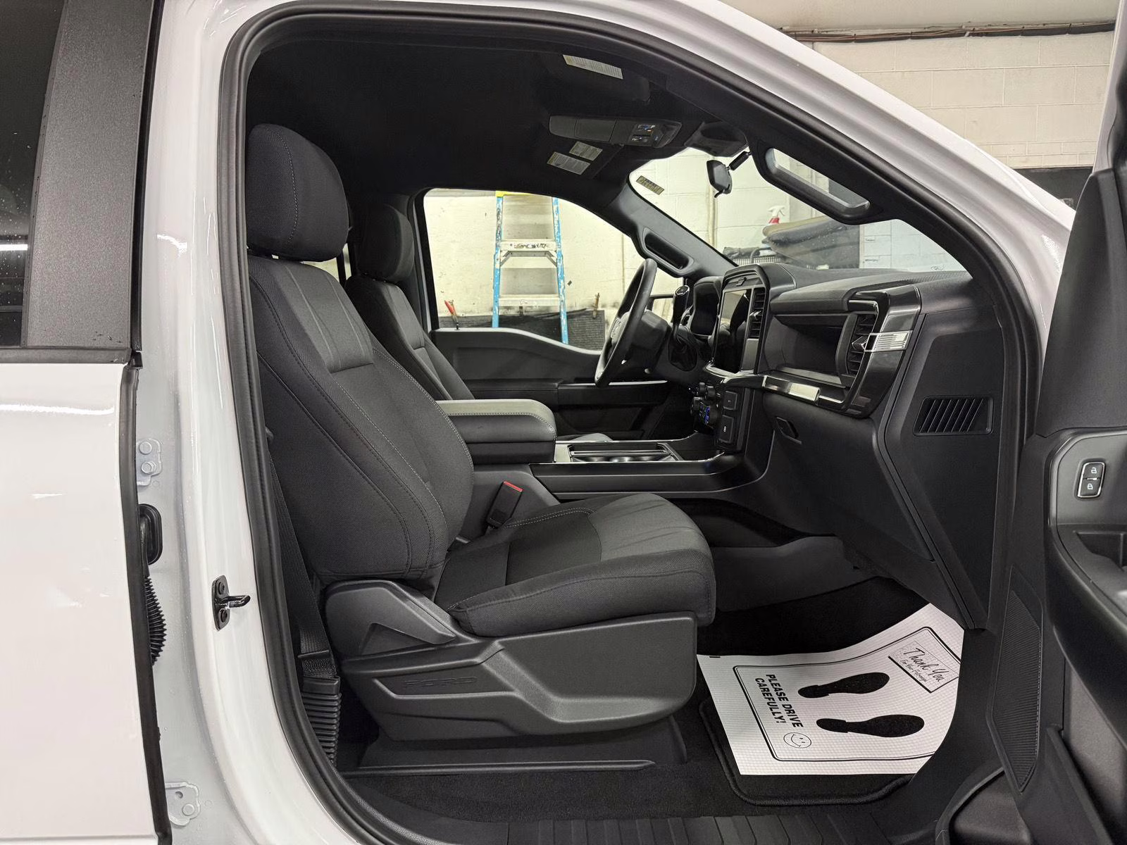 2026 Oxford White Ford F-150 STX 4X4 Truck