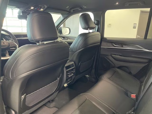 2026 Bright White Clearcoat Jeep Grand Cherokee Altitude 4X4 SUV