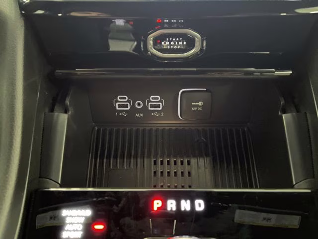 2026 Bright White Clearcoat Jeep Grand Cherokee Altitude 4X4 SUV