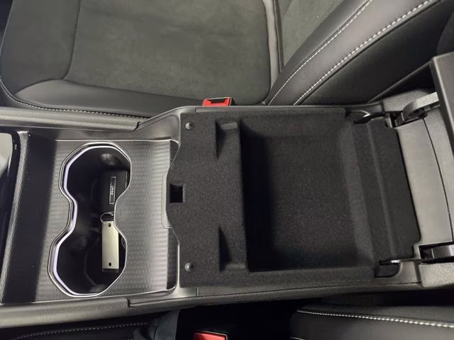 2026 Bright White Clearcoat Jeep Grand Cherokee Altitude 4X4 SUV