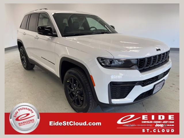 2026 Bright White Clearcoat Jeep Grand Cherokee Altitude 4X4 SUV