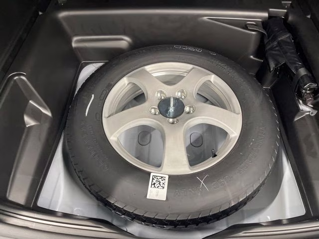 2026 Bright White Clearcoat Jeep Grand Cherokee Altitude 4X4 SUV
