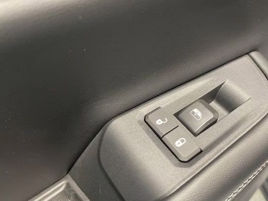 2026 Bright White Clearcoat Jeep Grand Cherokee Altitude 4X4 SUV