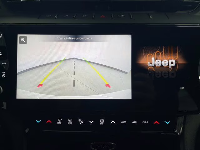 2026 Bright White Clearcoat Jeep Grand Cherokee Altitude 4X4 SUV