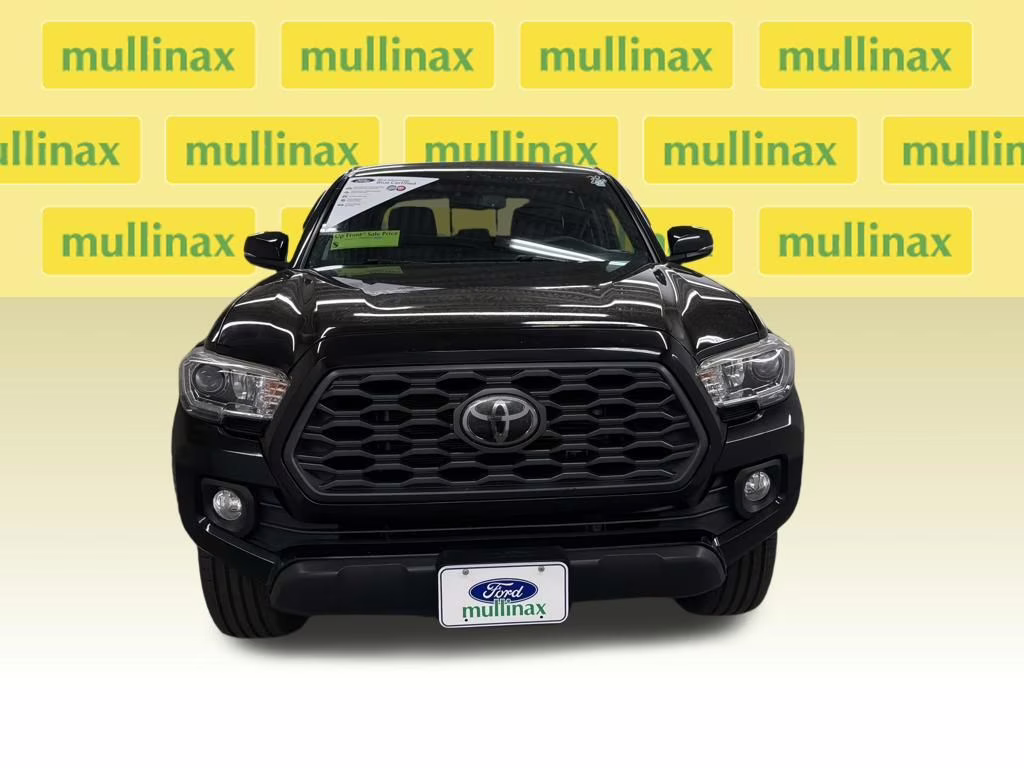 2020 Midnight Black Metallic Toyota Tacoma TRD Off-Road 4X4 Truck