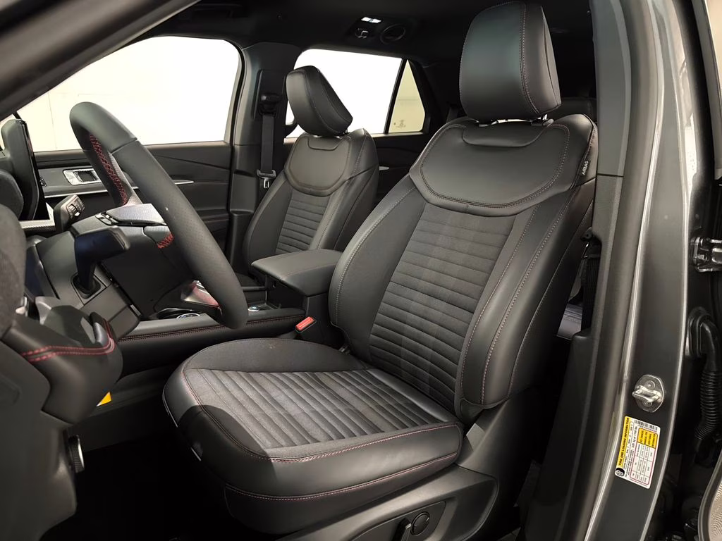 2026 Carbonized Gray Metallic Ford Explorer ST-Line RWD SUV