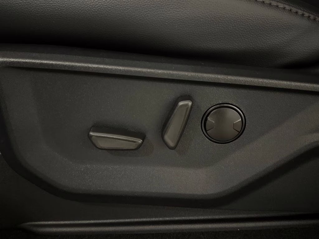 2026 Carbonized Gray Metallic Ford Super Duty F-250 SRW Lariat 4X4 Truck