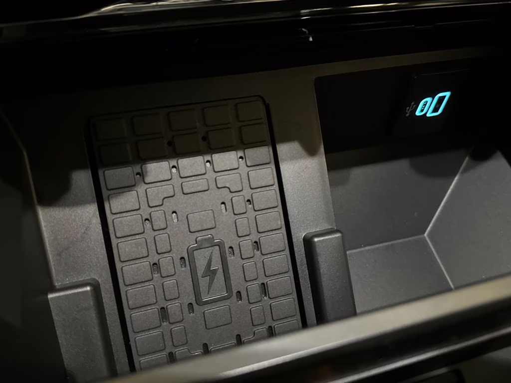 2026 Carbonized Gray Metallic Ford Super Duty F-250 SRW Lariat 4X4 Truck