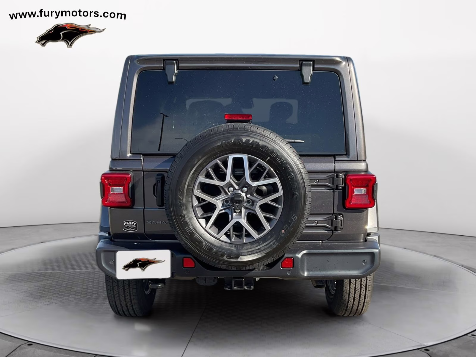 2026 Granite Crystal Metallic Clearcoat Jeep Wrangler Sahara 4X4 SUV