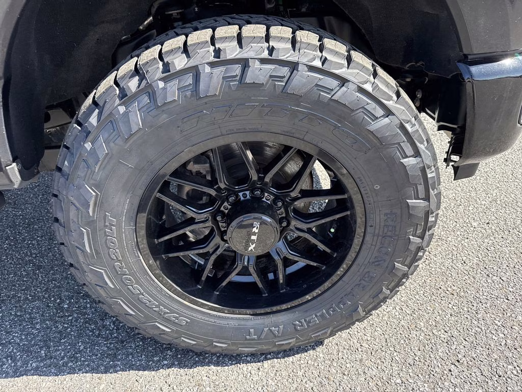 2024 Agate Black Metallic Ford Super Duty F-250 SRW Lariat 4X4 Truck